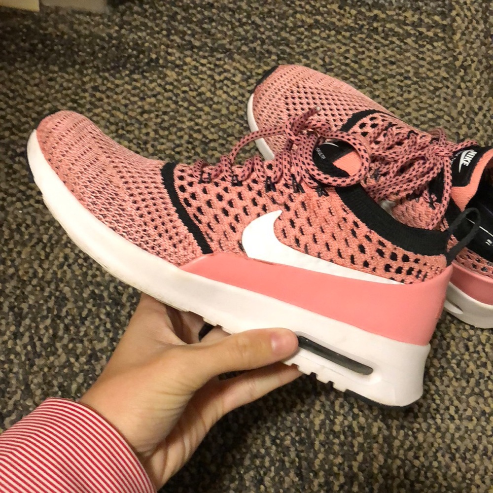Nike shoes